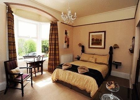 Chinthurst Guest House Скиптън Стая снимка