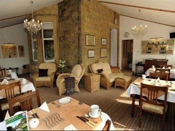 Chinthurst Guest House Скиптън Екстериор снимка