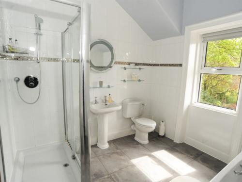 Chinthurst Guest House Скиптън Екстериор снимка