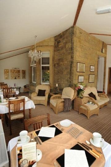 Chinthurst Guest House Скиптън Екстериор снимка