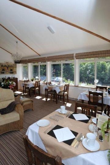 Chinthurst Guest House Скиптън Екстериор снимка